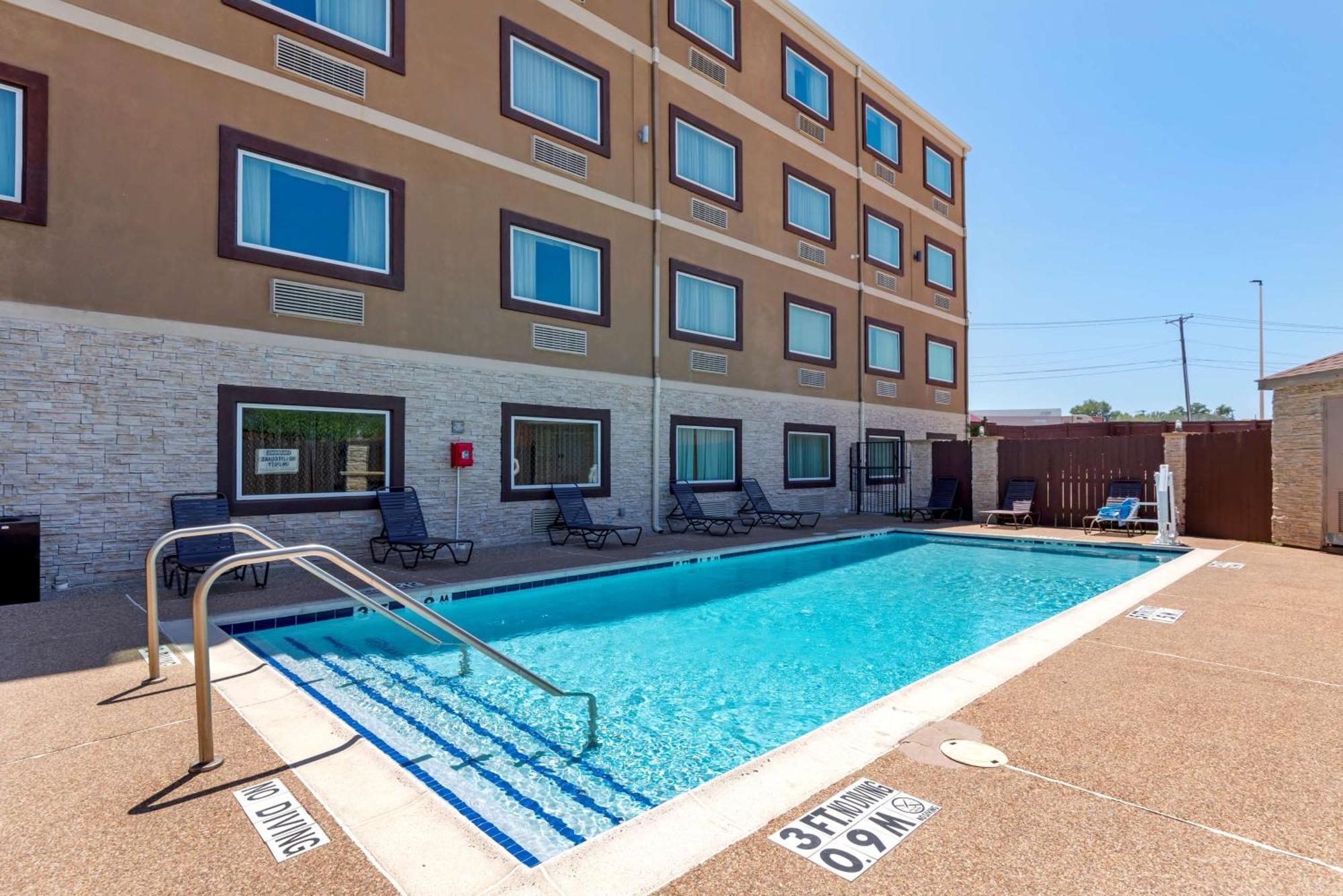 גרנד פריירי Best Western Plus Arlington North Hotel & Suites מראה חיצוני תמונה